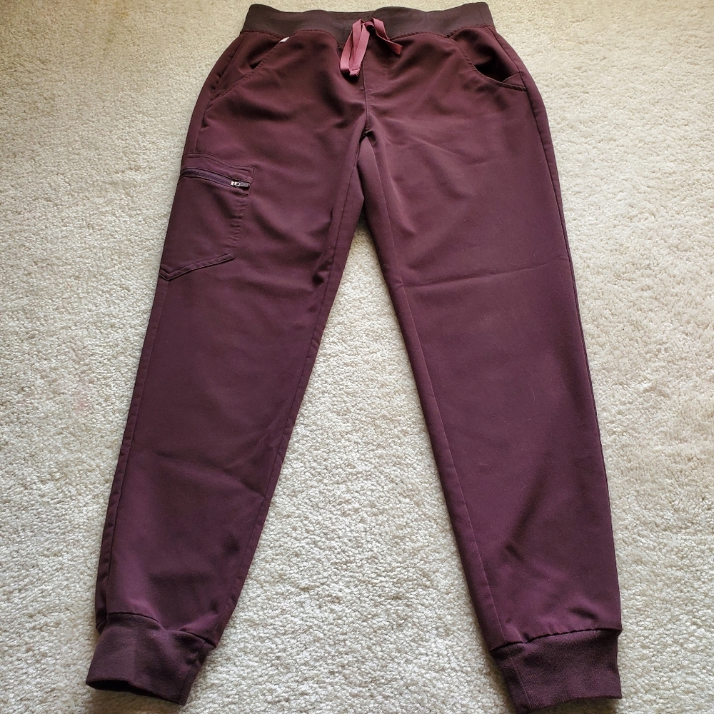 Figs Women's Jogger Pants in Plum